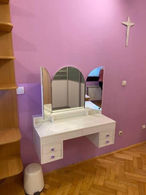 شقة Self Check-In Studio With Wi-Fi And Parking Place زغرب المظهر الخارجي الصورة
